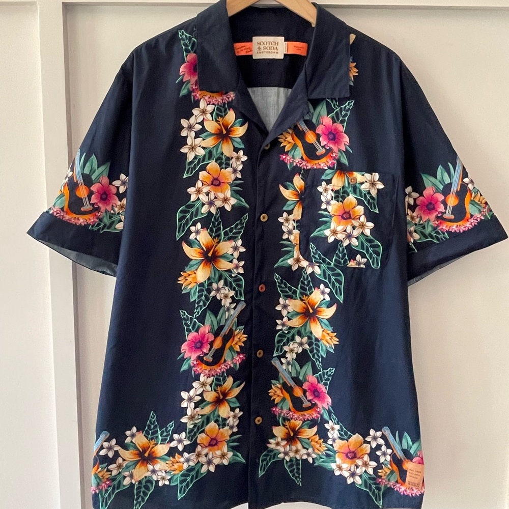 Scotch and Soda Men’s Hawaiian shirt- Ukulele & Flowers xxl